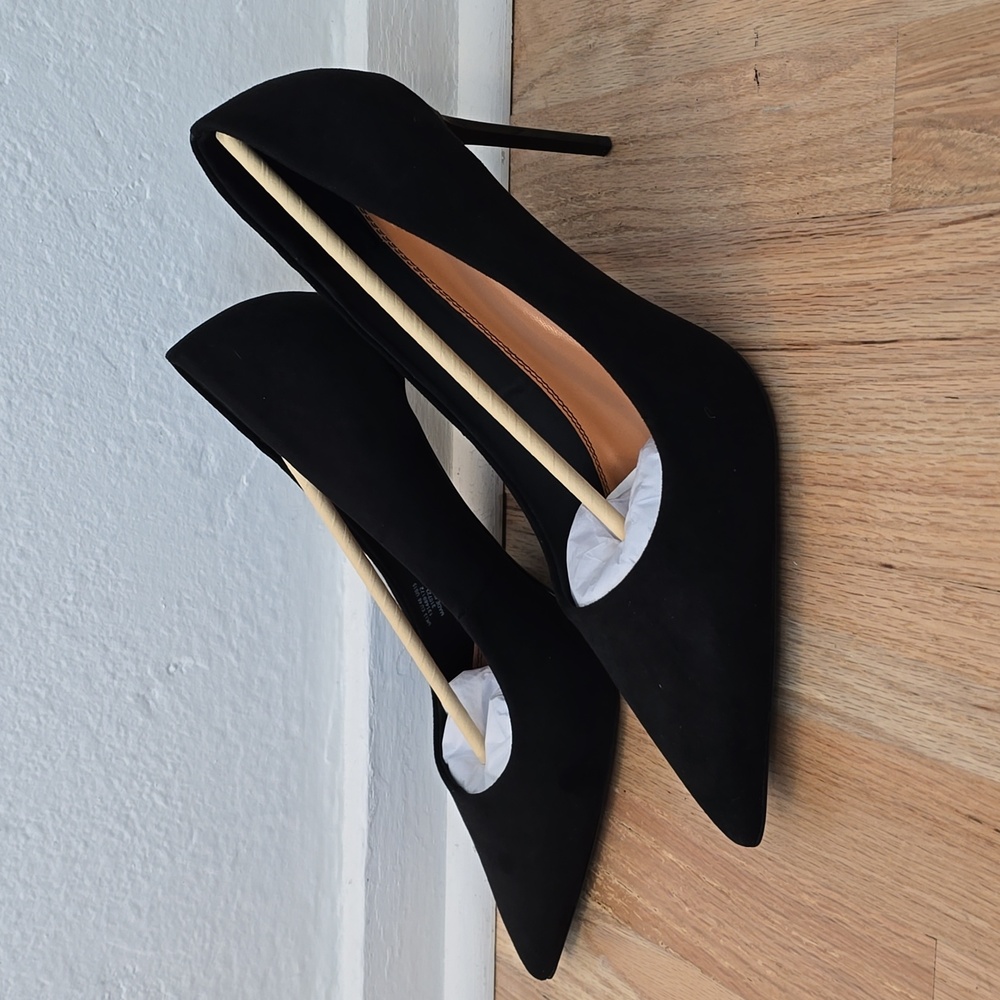 NIB ASOS Suede Heels